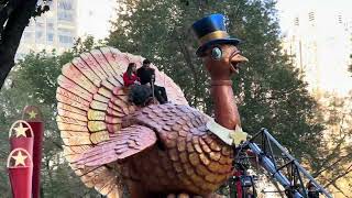 Thanksgiving Parade in New York [upl. by Ennazus]