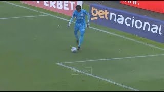 Falha do Hugo Souza contra o vitória  gol do vitória [upl. by Jareb619]