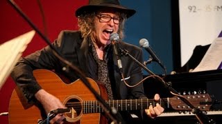 Waterboys Mike Scott and Steve Wickham perform Fishermans Blues [upl. by Gilder240]