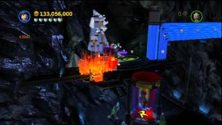 LEGO Batman 2  Mission 7 Minikits  Unwelcomed Guests [upl. by Ahsiekyt857]