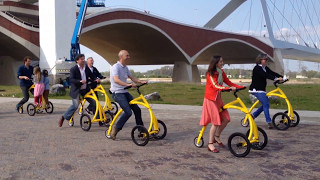 A flock of brand new Alinker Rvolution walkingbikes and their happy owners [upl. by Korff]