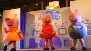 Peppa Pig Christmas Show 2021  Market Market [upl. by Karlis]