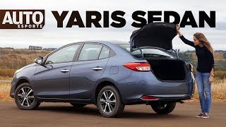 Toyota Yaris sedã quanto cabe no portamalas e qual é o espaço no banco de trás [upl. by Litnahs66]