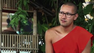 Gutes Karma Beten betteln und befreien  Jason wird buddhistischer Mönch Novize [upl. by Meedan648]