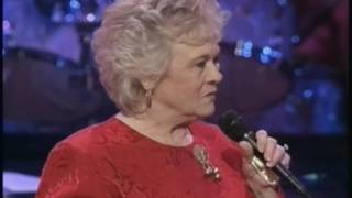 Jean Shepard  Tennessee Waltz Opry Live 1998 [upl. by Daveda]