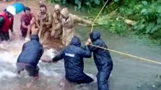 Heavy rain triggers massive floods in Kerala amp Karnataka at least 68 dead [upl. by Ahpla88]