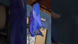 Review Under Armour Spawn 3 Blue [upl. by Tolmach]