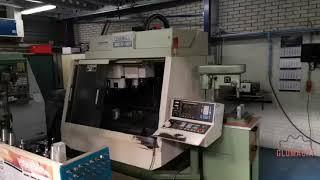 Leadwell MCV OP  CNC MACHINING CENTER [upl. by Siwel]