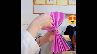 comment faire des fleurs en papier crépon [upl. by Anawed]