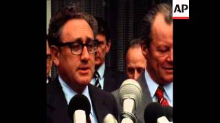 SYND 4374 BRANDT AND KISSINGER STATEMENT AFTER TALKS [upl. by Notlew639]