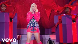 Katy Perry  Cozy Little Christmas Live at iHeart Jingle Ball [upl. by Lorita]