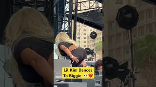 Lil Kim Dancing To BIGGIE 👀 [upl. by Flora426]