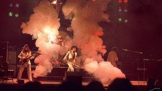 Queen  Bohemian Rhapsody live 1975 [upl. by Halpern]