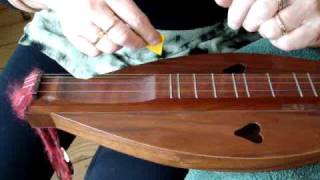 Traditional mountain dulcimer BEGINNER2 Strumming [upl. by Beatty]