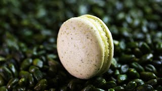 Pistachio macarons recipe by Ladurée 【Classic macarons】 [upl. by Kenweigh]