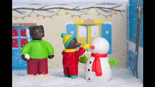 Petit Ours Brun fait un bonhomme de neige  Le stopmotion [upl. by Yremrej]