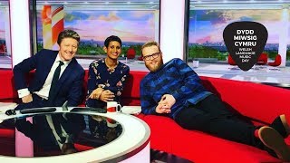 Huw Stephens ar BBC Breakfast  Dydd Miwsig Cymru  Welsh Language Music Day [upl. by Bedelia]