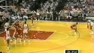 Sidney Moncrief 25pts6asts amp Paul Pressey 22pts7asts vs Bulls 1985 Playoffs [upl. by Bergquist772]