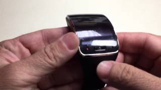 Samsung Gear S Installing A Skinomi Screen Protector [upl. by Yatnoj]