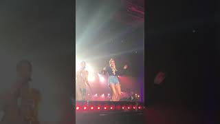 CMT Crossroads  Halsey amp Kelsea Ballerini  Miss Me More [upl. by Imeon617]