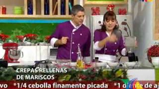 Cocina de YOLO Crepas rellenas de mariscos [upl. by Crelin]