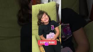 MI SOBRINA ESCONDE ALGO MISTERIOSO en EL BOLSO 🤔😮 [upl. by Waly]