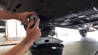 How to change the oil in a Hyundai Tucson [upl. by Dnana571]