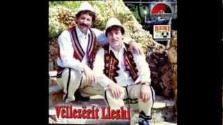 Vellezerit Lleshi  Trimat e Liris [upl. by Ymar]