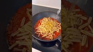 Tek Tava Bolonez Makarna Tarifi 💯 EMİR ELİDEMİR shortvideo food makarna bolonez [upl. by Yruoc]