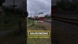 Gajahwong Membawa Kereta Priority viral shorts [upl. by Hummel658]