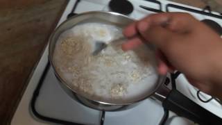 How to cook an oatmeal with milk [upl. by Tran]