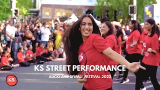 Khottey Sikkey Street Performance 2023  Kesha Surti Choreography  khotteysikkey bollywood [upl. by Eeliram]