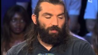 Sébastien Chabal  une force de la nature   On nest pas couché 16 juin 2007 ONPC [upl. by Tnerual]