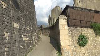 Voyage au cœur de la cité médiévale de Chauvigny et son chateau magnifique [upl. by Atirac]