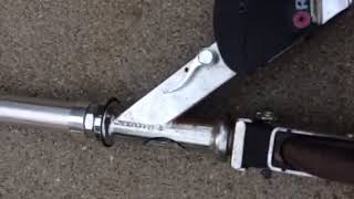 How to close a razor scooter and how to open a razor scooter [upl. by Cristine]