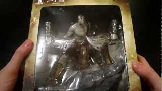 Unboxing God of War Ascension  Collectors Edition [upl. by Akiraa]