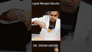 Nitrogen liquid ke andar biscuit dalkar khayen [upl. by Uziel]