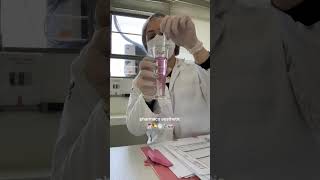 Assim são as aulas práticas na faculdade de farmácia farmacia estudantevlog rotinadeestudante [upl. by Nealy892]