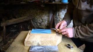 How to sharpen a hook knife with Robin Wood [upl. by Muryh]