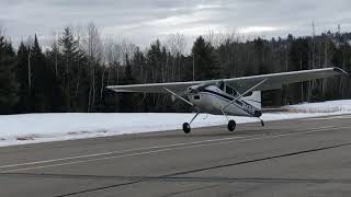 Cessna 185 Demonstrating short field takeoff performance [upl. by Jarrell]