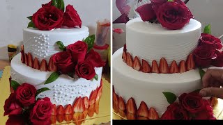 Torta de matrimonio super fácil con fresas y flores naturales  pastel sencillo con flores y fresas [upl. by Zel]