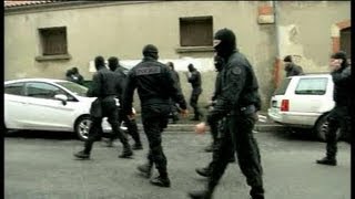 Toulouse  le fondateur du GIGN évoque un assaut du Raid quotsans schéma tactiquequot [upl. by Kattie]