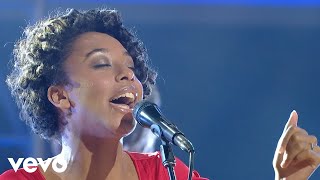 Corrine Bailey Rae  Trouble Sleeping Live [upl. by Euqenimod]