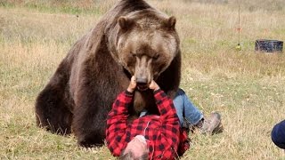 How to Survive a Bear Attack Episode 1  Good Morning America  ABC News [upl. by Neil]