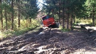 Truck Kamaz 6X6 runs hard mud offroad  Камаз 6Х6 тяжелое бездорожье [upl. by Ymmac]