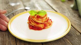 Barilla  How to make Spaghetti with Basilico sauce [upl. by Stallworth]