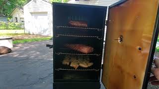 How to use a master built smoker [upl. by Kinghorn936]