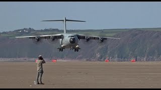 Spectacular beach landing RAF Airbus A400M Atlas [upl. by Diaz]