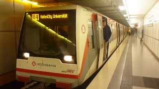 UBahn Hamburg U4  Jungfernstieg DT4 [upl. by Ahseyd]