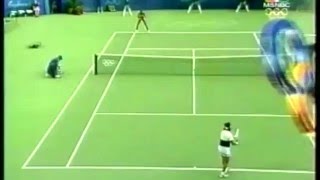 Fantastic rally between Venus Williams and Arantxa Sanchez Vicario [upl. by Anitnoc643]